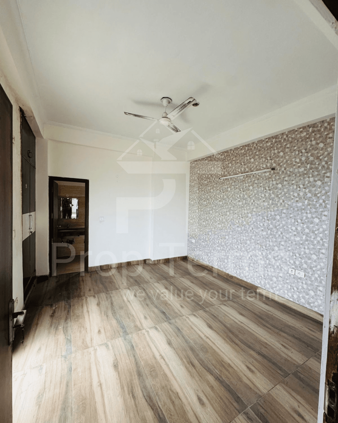 Luxury 3 BHK Semi-Furnished Apartment | Premium Flat | Ready to Move