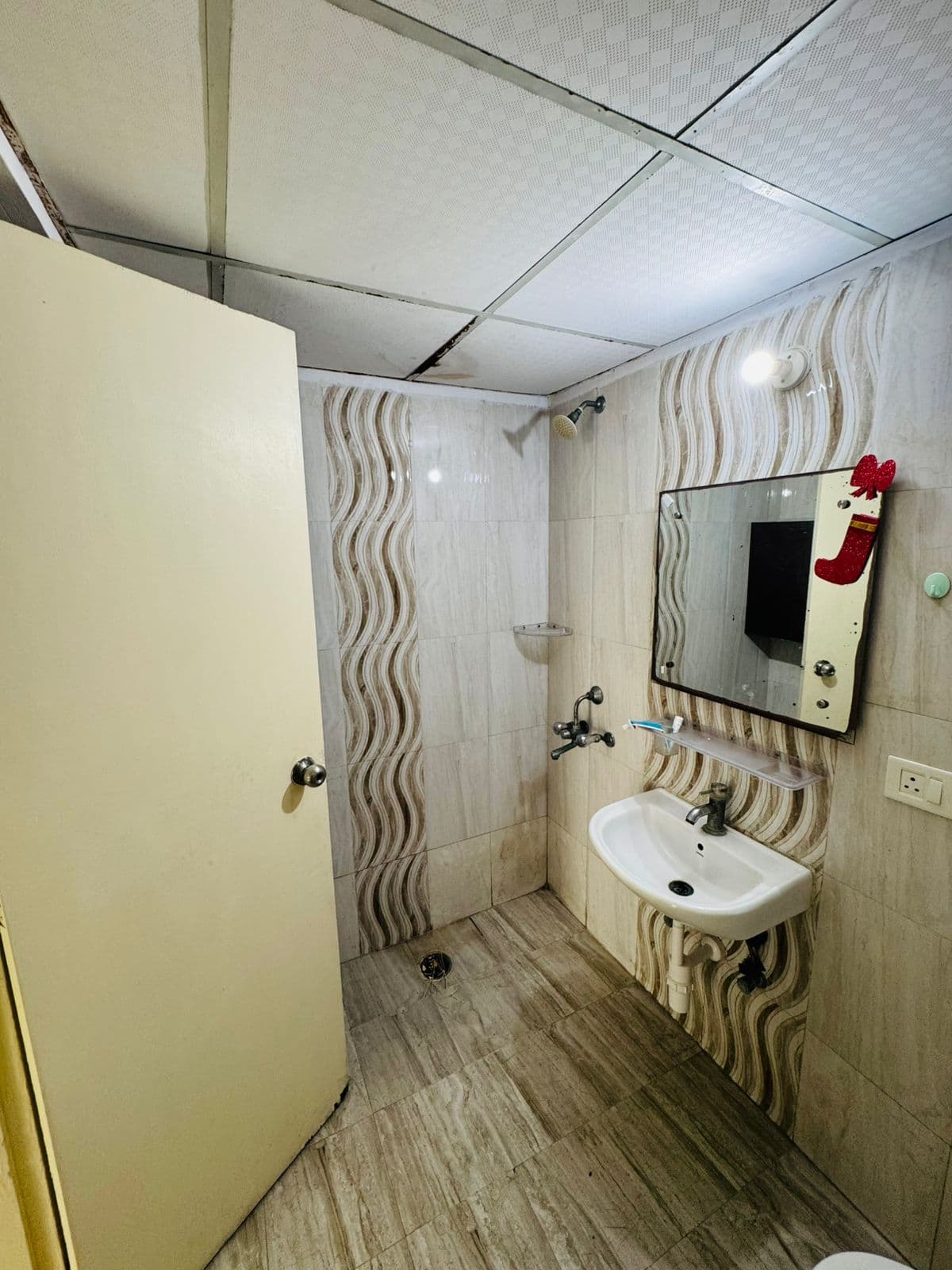 3 BHK Fully Furnished Premium Luxury Flat for Rent | Ready to Move 2