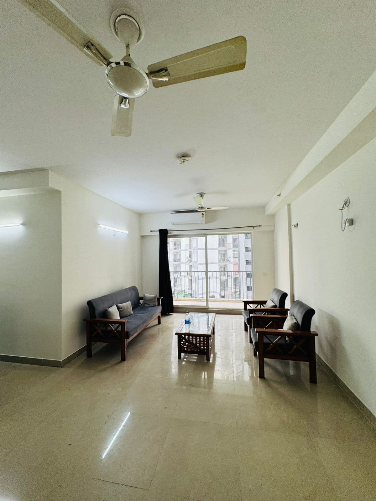 Spacious 2nd Master Bedroom in 3 BHK | Fully Furnished | Prime Location 2
