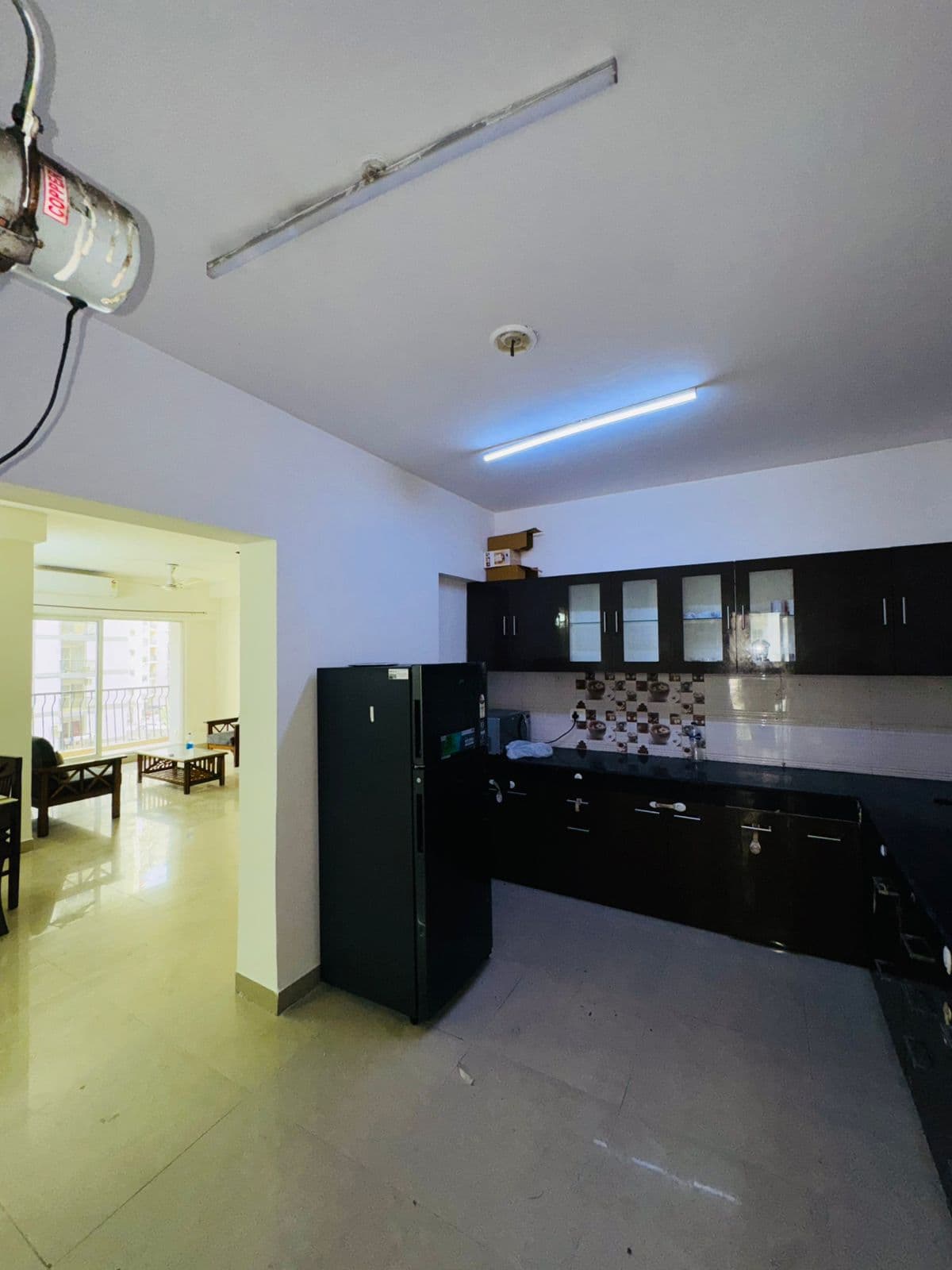 Spacious 2nd Master Bedroom in 3 BHK | Fully Furnished | Prime Location 4