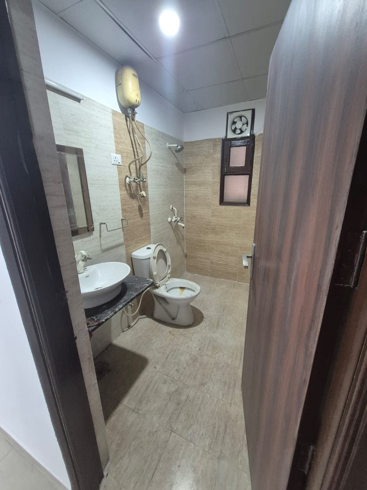 4 BHK Fully Furnished Premium Luxury Flat for Rent | Ready to Move 2